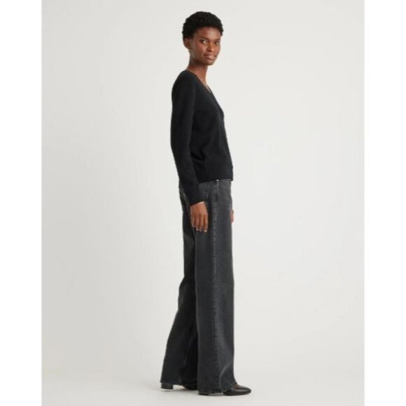 Quince Mongolian Cashmere V Neck Sweater Black XS - Picture 3 of 5